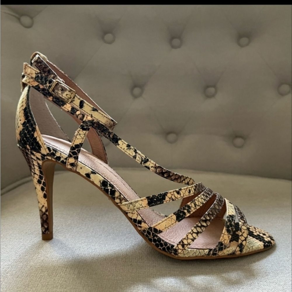 Hal Rubenstein all leather snake print strappy heels (9)